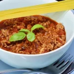 Garda gaļas mērce jebkuram sānu ēdienam: ar to var pabarot pat lielu ģimeni. garda-galas-merce-jebkuram-sanu-edienam-ar-to-var-pabarot.webp.webp